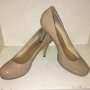 Madden girl pumps